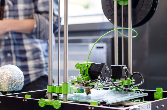 Imprimante 3D au fablab éphémère